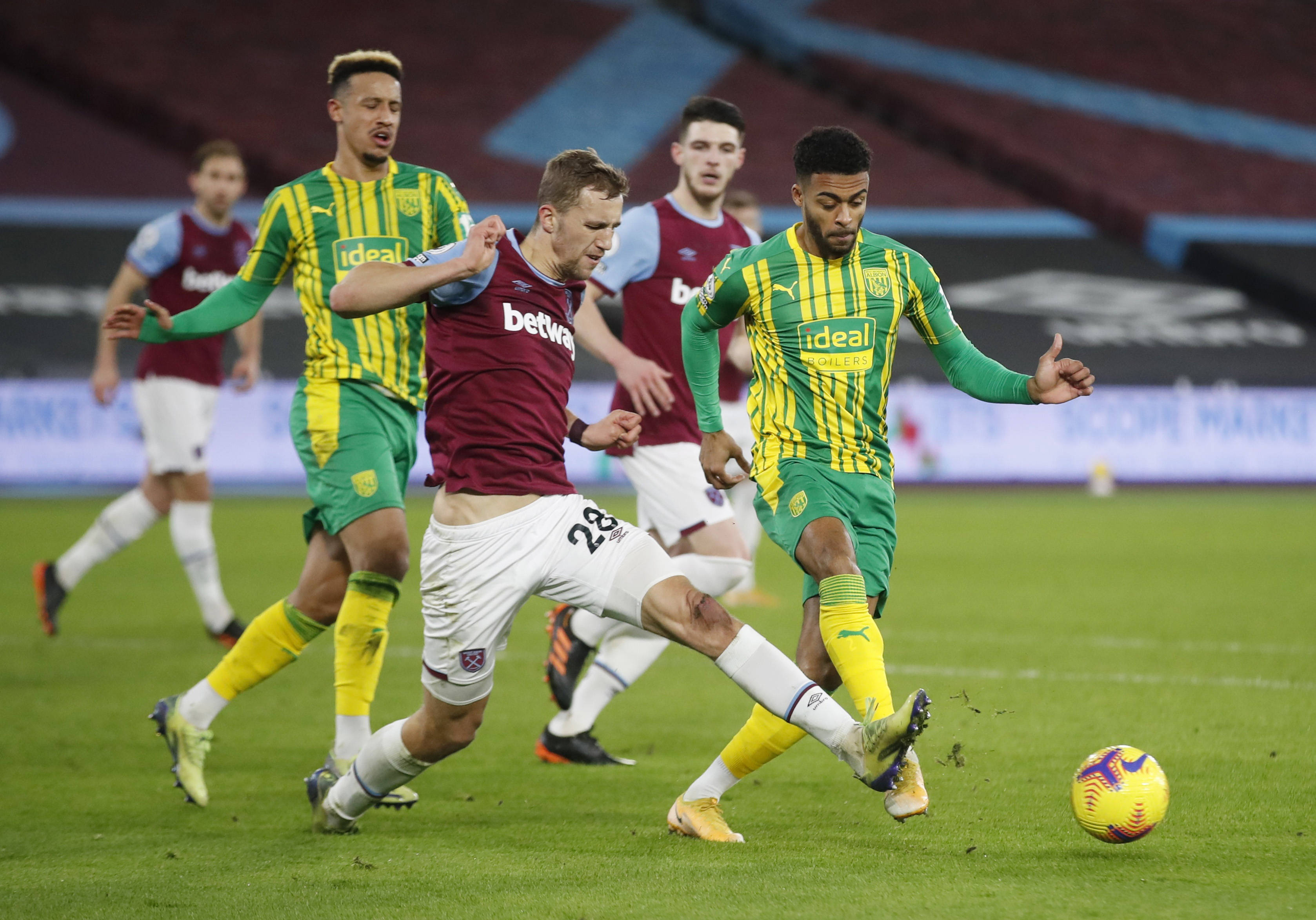 而在繁重的 而在繁重的