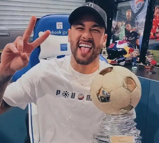 同时也为球 同时也为球